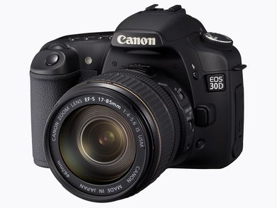 キヤノン、ハイアマ向け「EOS 30D」 2.5型液晶＆ピクチャースタイル新