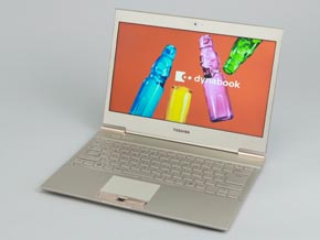 これは美しい……新色「シャンパンゴールド」──東芝の第2世代Ultrabook