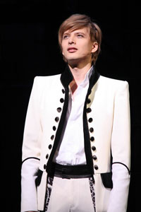 ほとばしる若者たちの情熱をフレッシュなキャストで。城田優ほか