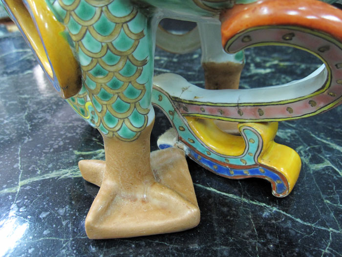 景徳鎮 十錦 動物飾り壺（1対） 【商品番号m-ke2028】