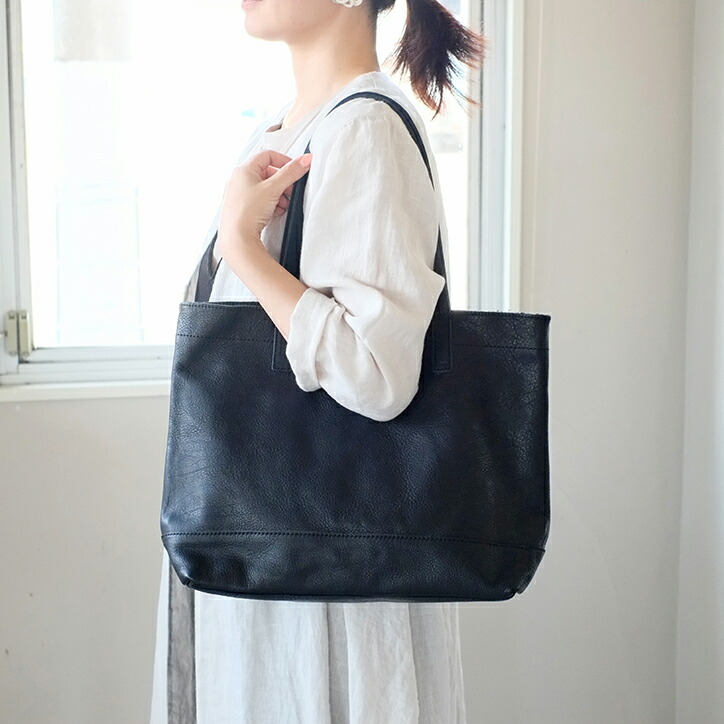 楽天市場】クラスカ レザー トートバッグ Sac noir 【21110336】トート