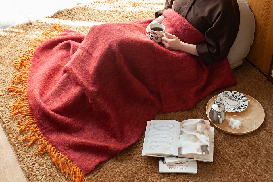 廃番在庫限り】レボントゥリ／REVONTULI モヘアブランケット（ラプアン