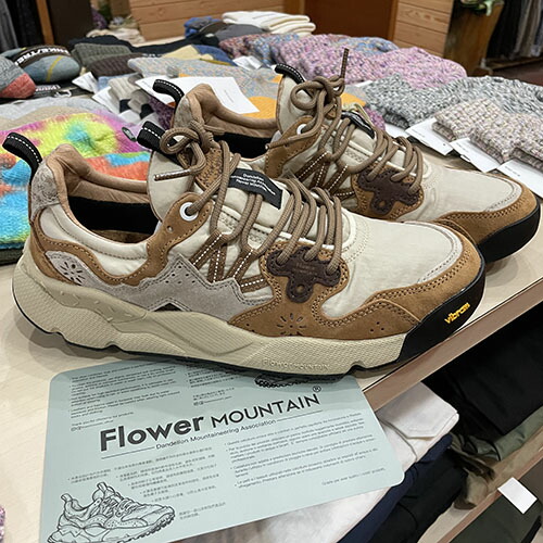 数量限定 希少なスニーカー NANGA × Flower MOUNTAIN YAMANO3 ナンガ