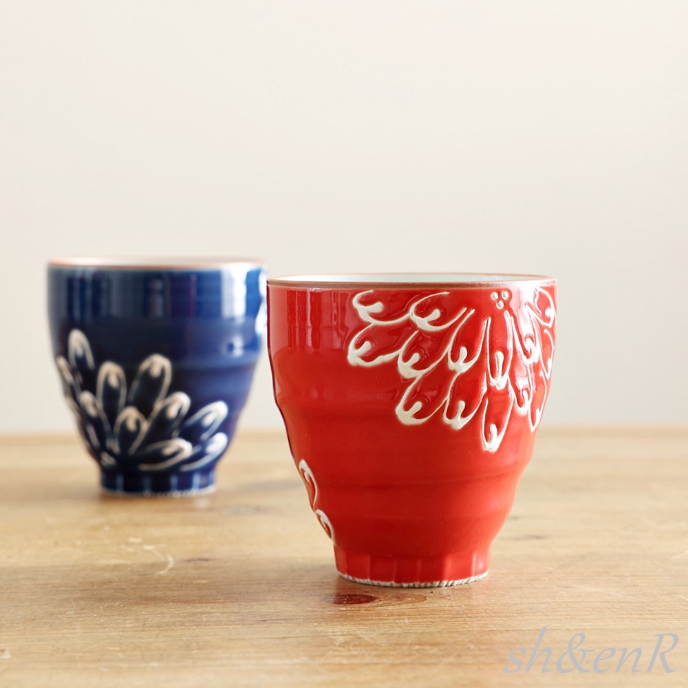 楽天市場】波佐見焼 湯呑み ペアセット 一珍菊 | 夫婦湯呑み ゆのみ