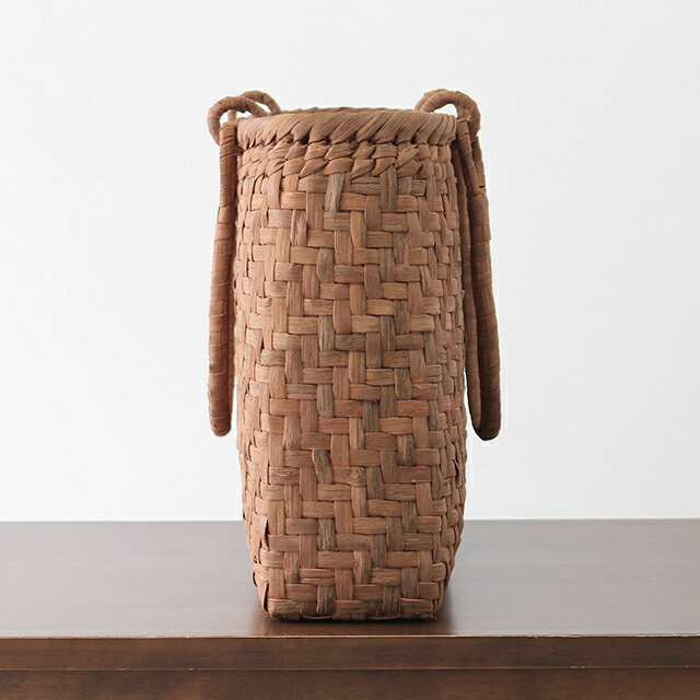 肩から掛けられるやまぶどう籠(網代編み/スリム/リング取手/大サイズ