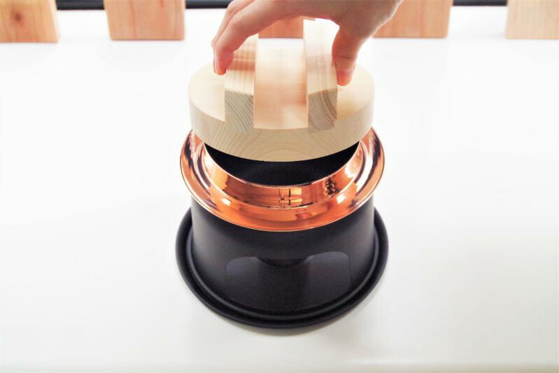 純銅製 炊飯釜 『ごはんはどうだ！』 1合用 新光金属 羽釜 燕 燕三条