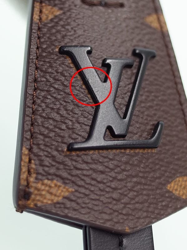 LOUIS VUITTON】ルイヴィトン『モノグラム ポルトクレ クロッシュ クレ