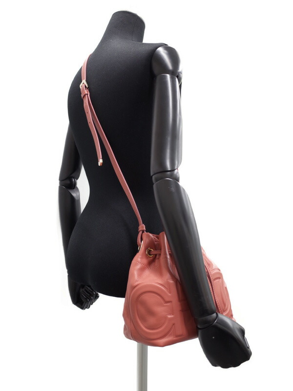 Jimmy Choo】【巾着型】ジミーチュウ『ジュノS ショルダーバッグ