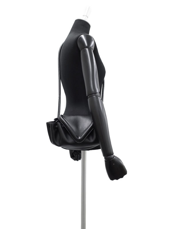 BOTTEGA VENETA】ボッテガヴェネタ『スモール ビーク クロスボディ