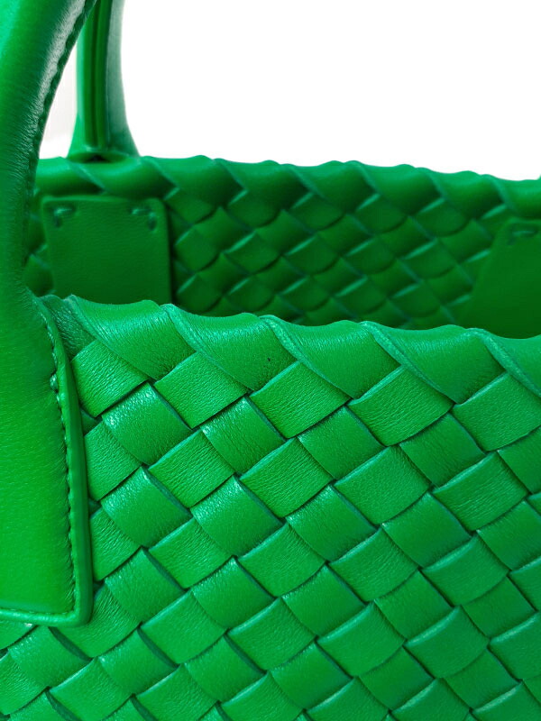 BOTTEGA VENETA】ボッテガヴェネタ『イントレチャート ミニ カバ