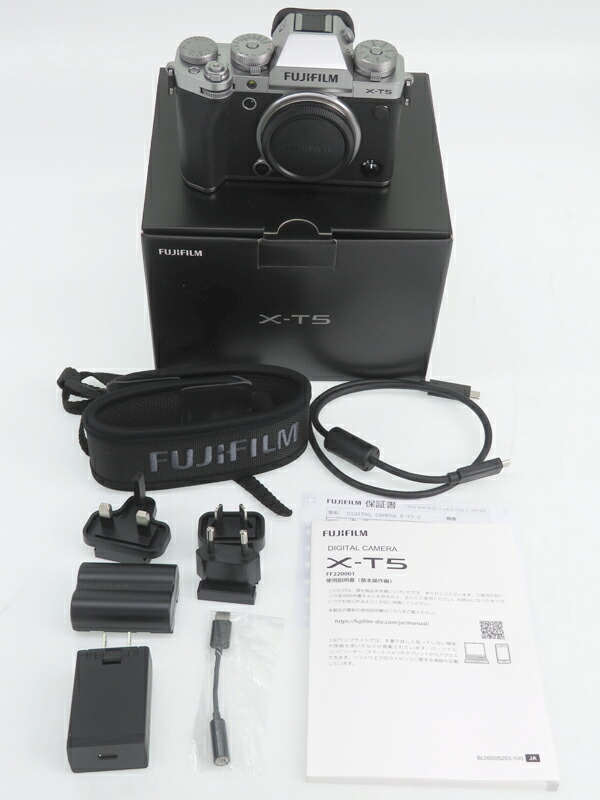 FUJIFILM】富士フイルム『FUJIFILM X-T5 ボディ シルバー』2022年11月