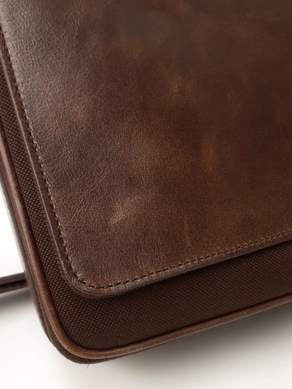 Cartier】カルティエ『サントス メッセンジャーバッグ』メンズ