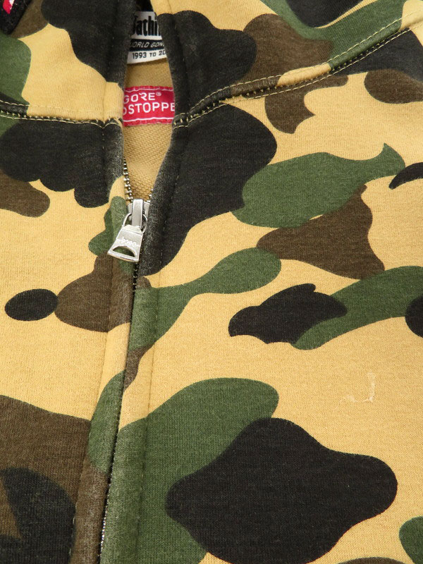 A BATHING APE】【シャークパーカー】【日本製】アベイシングエイプ