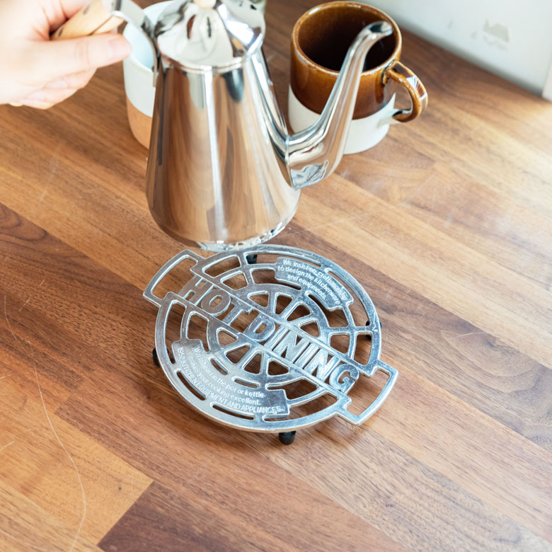 楽天市場】鍋しき トリベット アルミ 鍋敷 シルバー サークル 丸 直径