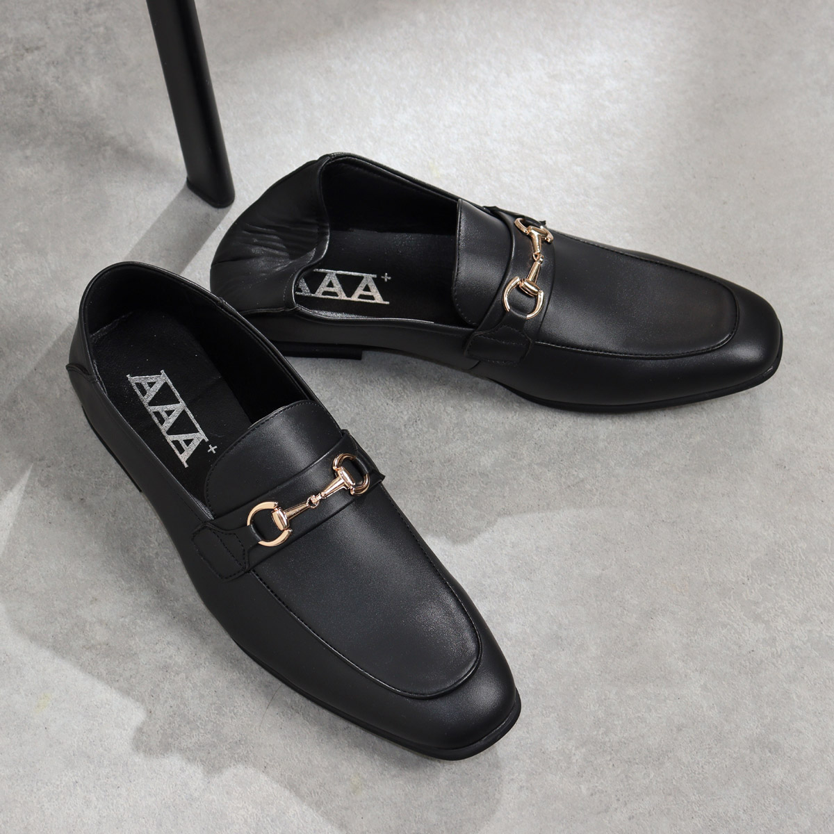 楽天市場】ローファー メンズ ビットローファー 黒 かかとが踏める