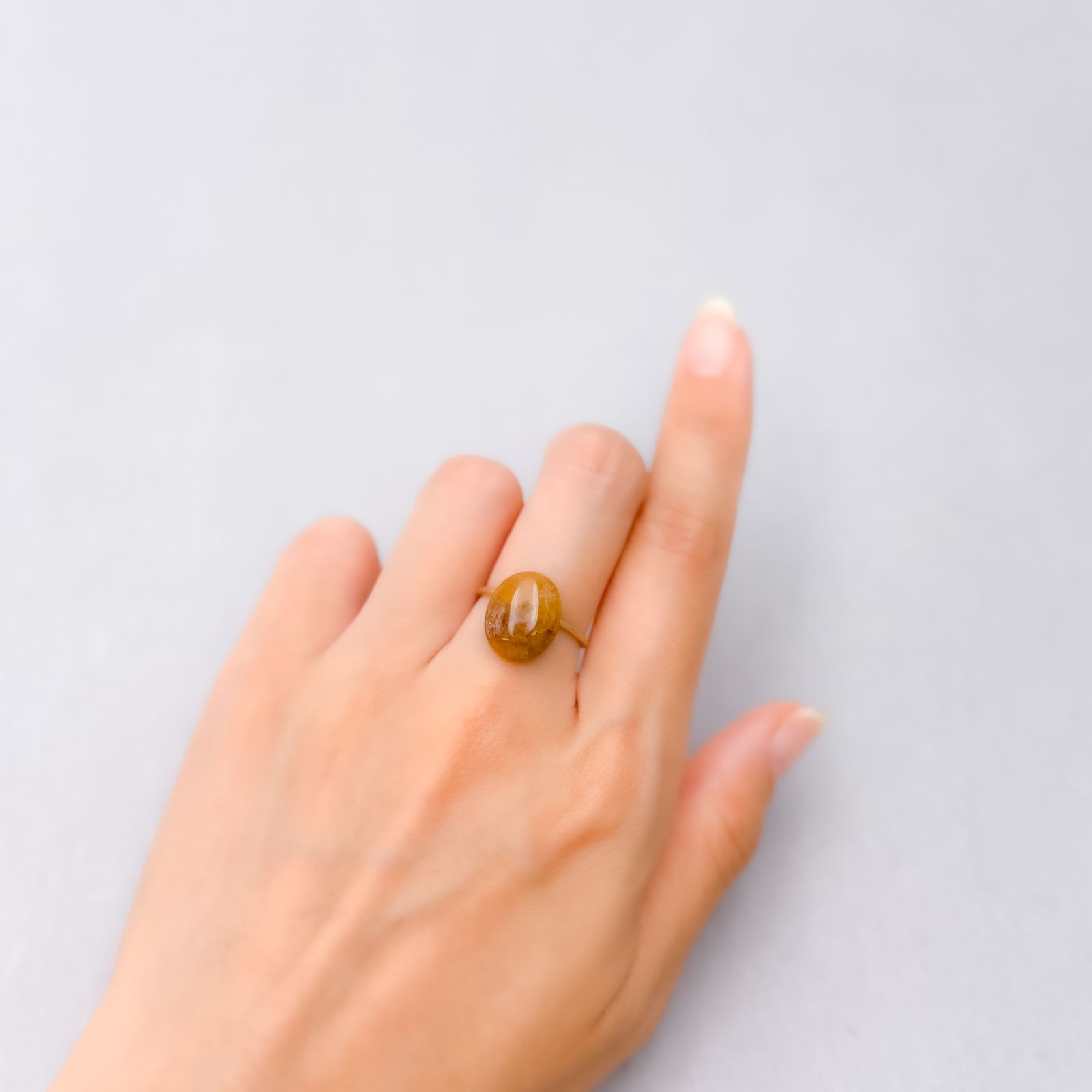 北海道石(北海道オパール)※裏面蛍光 北海道河東郡鹿追町然別産 4.79ct