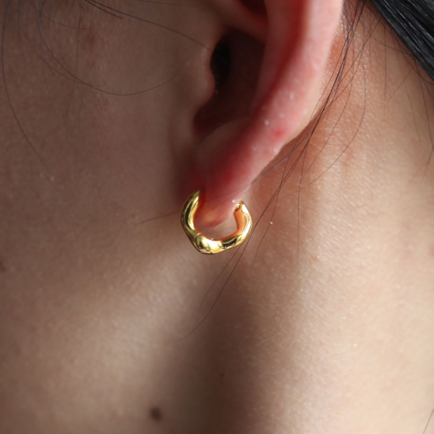 MARIA BLACK - 【再販売通知受付可能】Anil Huggie 0.6cm(GOLD