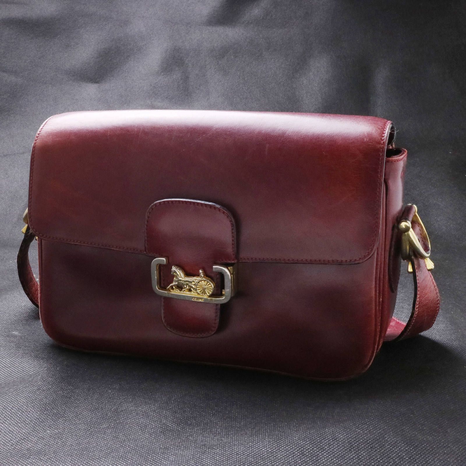 OLD CELINE オールドセリーヌ 馬車金具オイルレザーショルダーバッグ