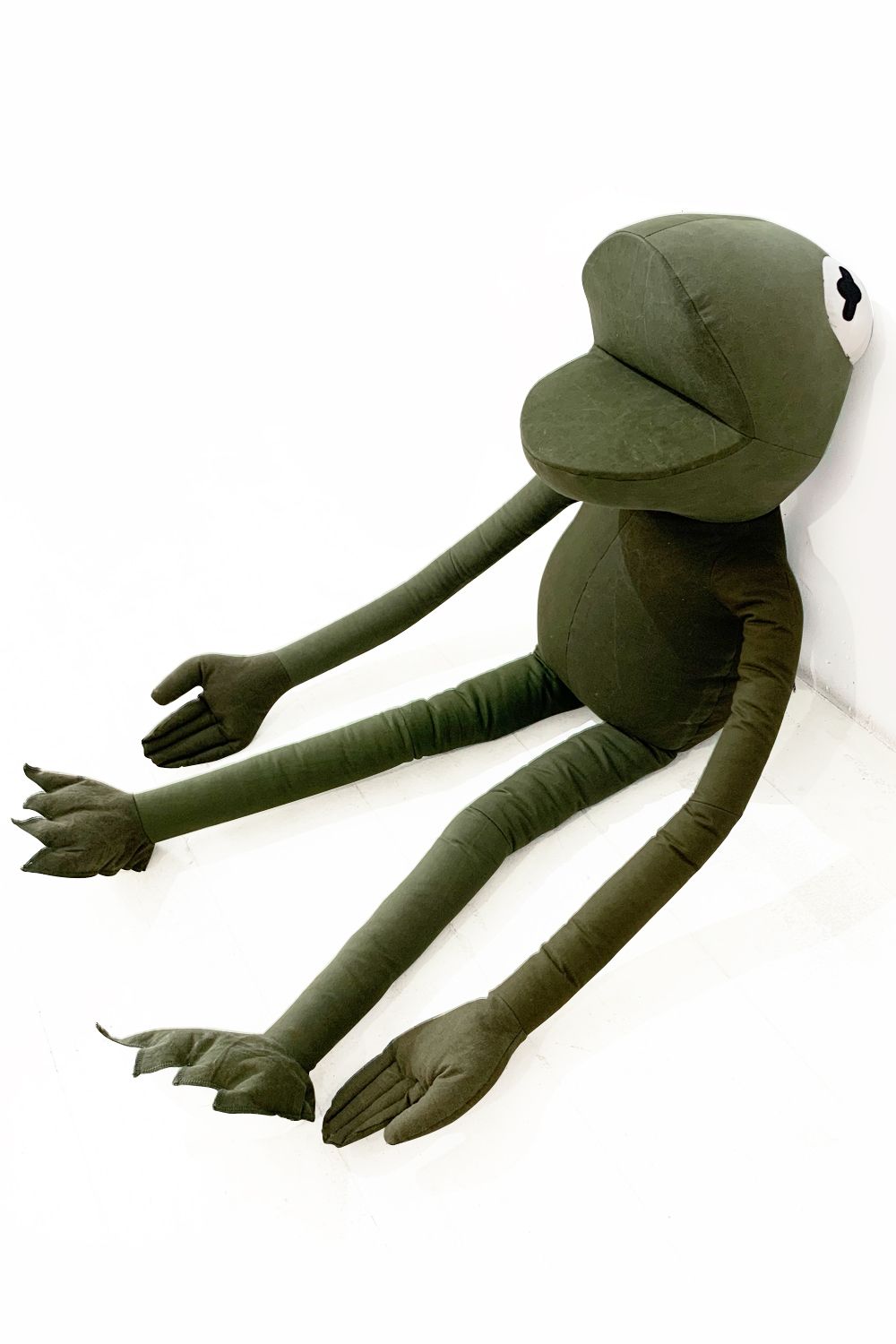 READYMADE - Big Frog Man | laid-back