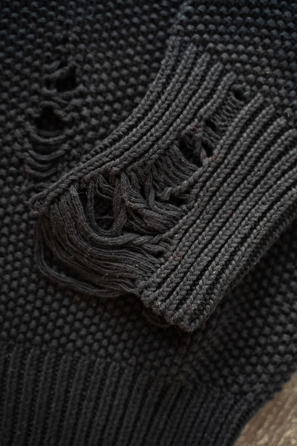 juha - 【ラスト1点】【24SS】Damage Knit Cardigan/ダメージニット