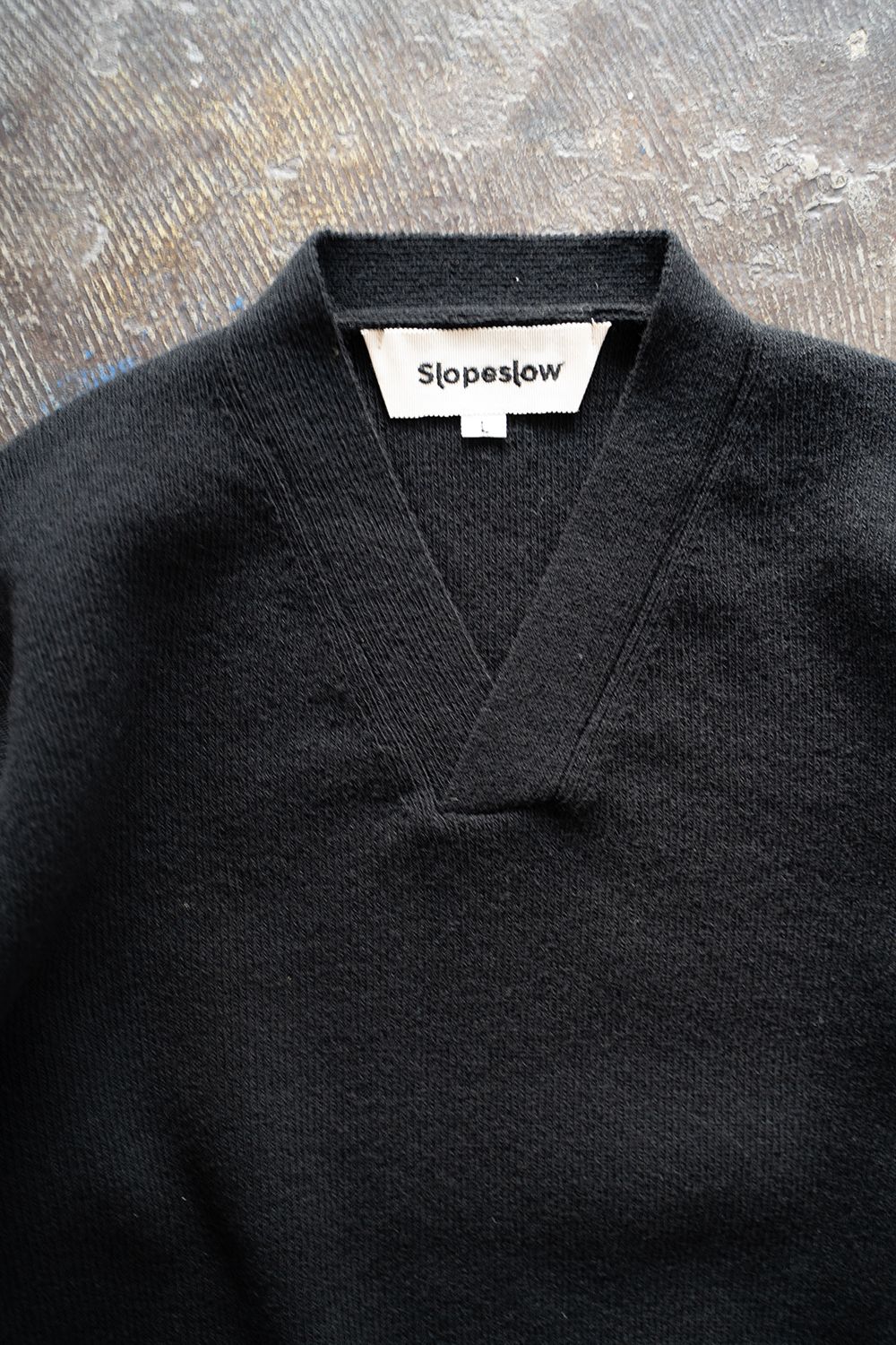 Slopeslow - 【ラスト1点】Hard twisted Shetlandwool cross V neck