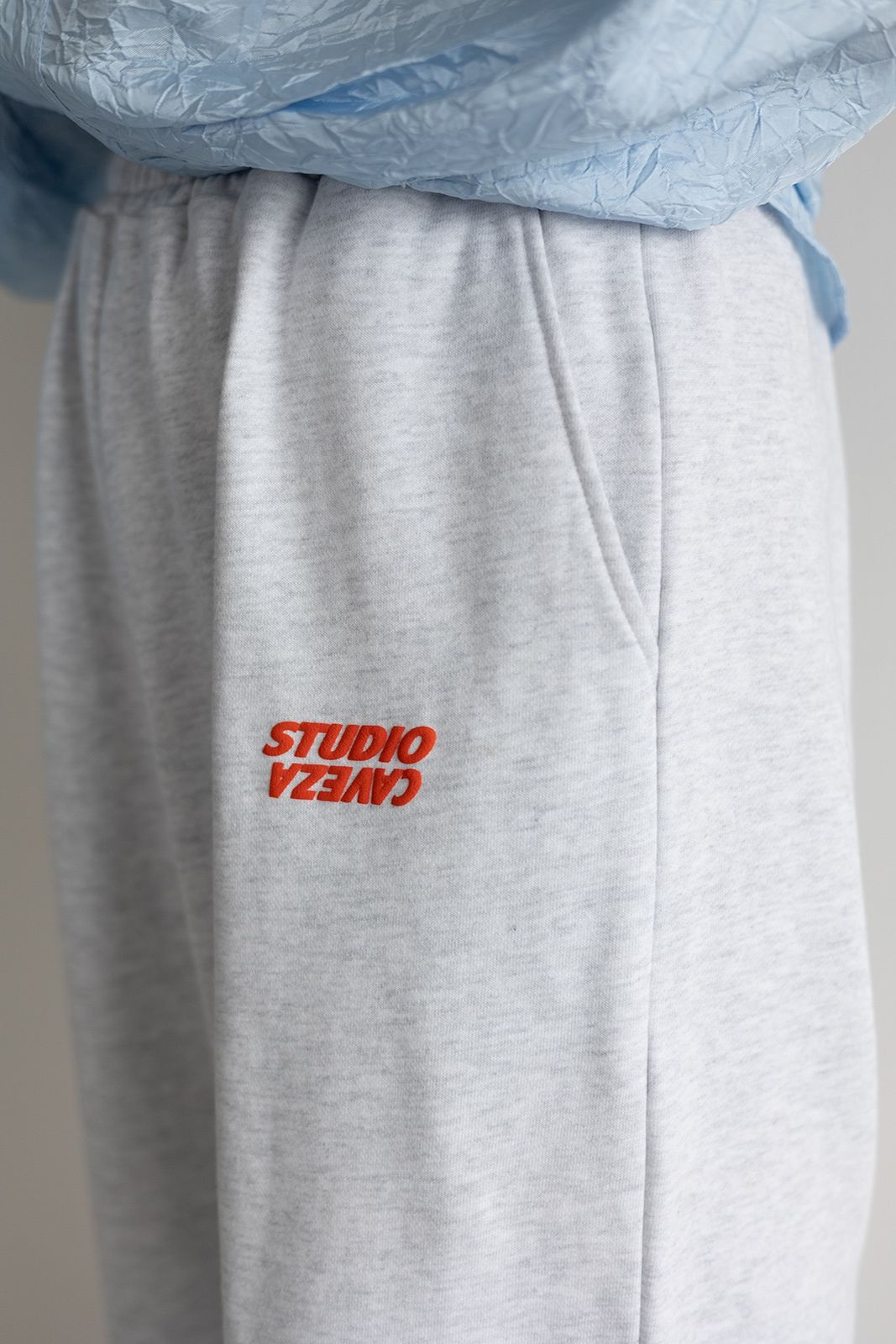 CAVEZA ROSSO - STUDIO CAVEZA Print Sweat Pants (Light gray