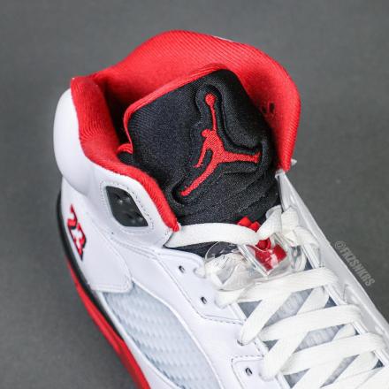 国内9月13日発売予定】 ナイキ エアジョーダン 5 ファイヤー レッド