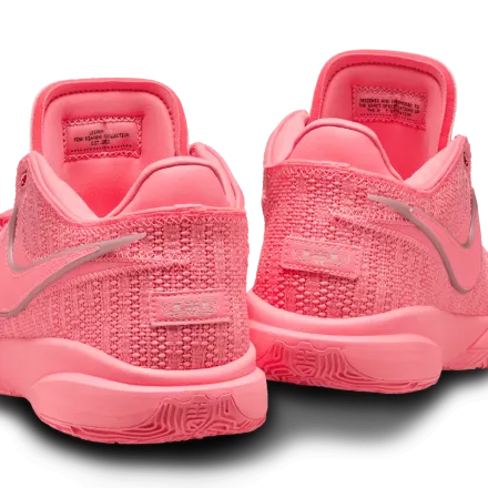 国内8月1日発売予定】 ナイキ レブロン 20 EP ピンクゲイズ