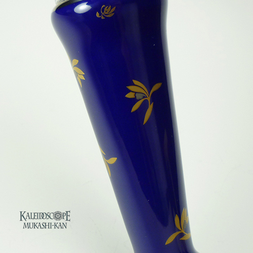 有田焼万華鏡：香蘭社]蘭花ちらし（ガラス球型オイルスコープ）[送料無料]