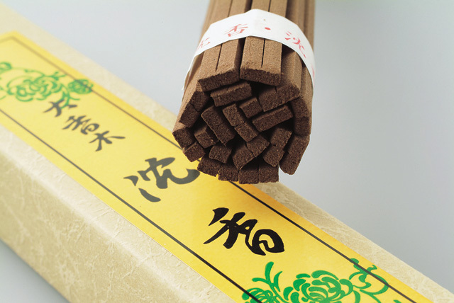 沈香大香木（長寸太角筋）