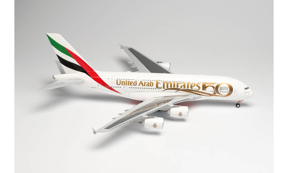 herpa wings 1/200 (プラスチック製) A380 エミレーツ航空 UAE 50th