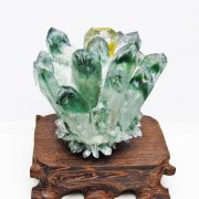 2.1Kgパワーストーン 天然石 インド翡翠鷹置物[T726-1490]