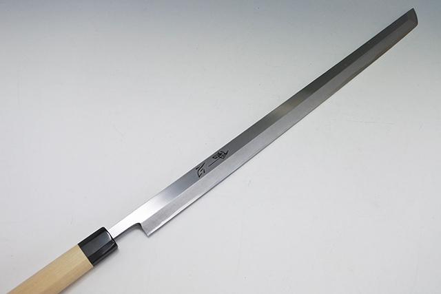 酔心まぐろ切安来鋼540mm八角水牛柄ピサ付