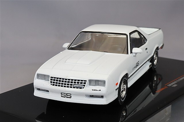 イクソ 1/43 シボレー エルカミーノ SS 1987 ホワイト