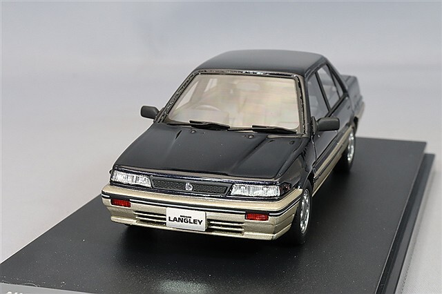 ハイストーリー 1/43 日産 ラングレー 4 ドア セダン GT ツインカム