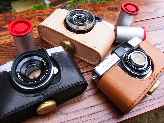 オリンパスペンシリーズカメラケース&ストラップ OLYMPUS（PEN・S・EE