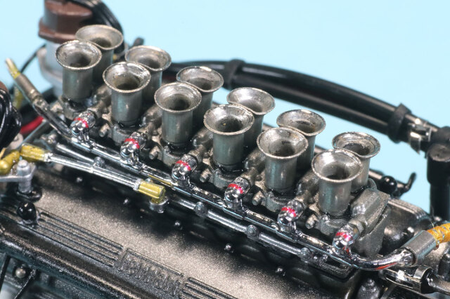 CMC 1/18 フェラーリ 250 GTO エンジン ディスプレイケース付き M-260