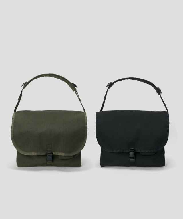 Hender Scheme messenger bag large - Mens | rroomm onlinestore