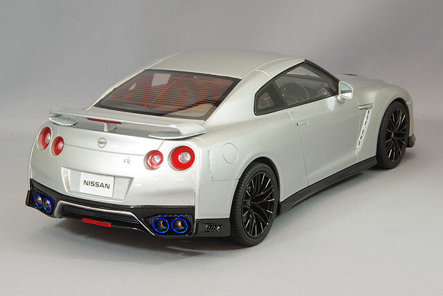 京商 samurai 1/18 日産 GT-R 2020 シルバー