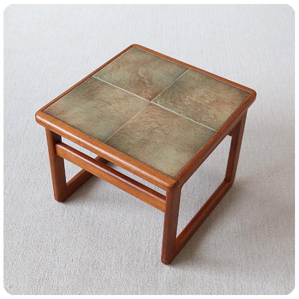 イギリス ビンテージ 家具 コーヒーテーブル タイル張り 英国 6967d