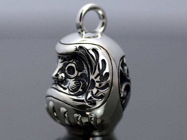 福達磨 シルバーペンダントトップ/縁起物/和柄ブランド 然