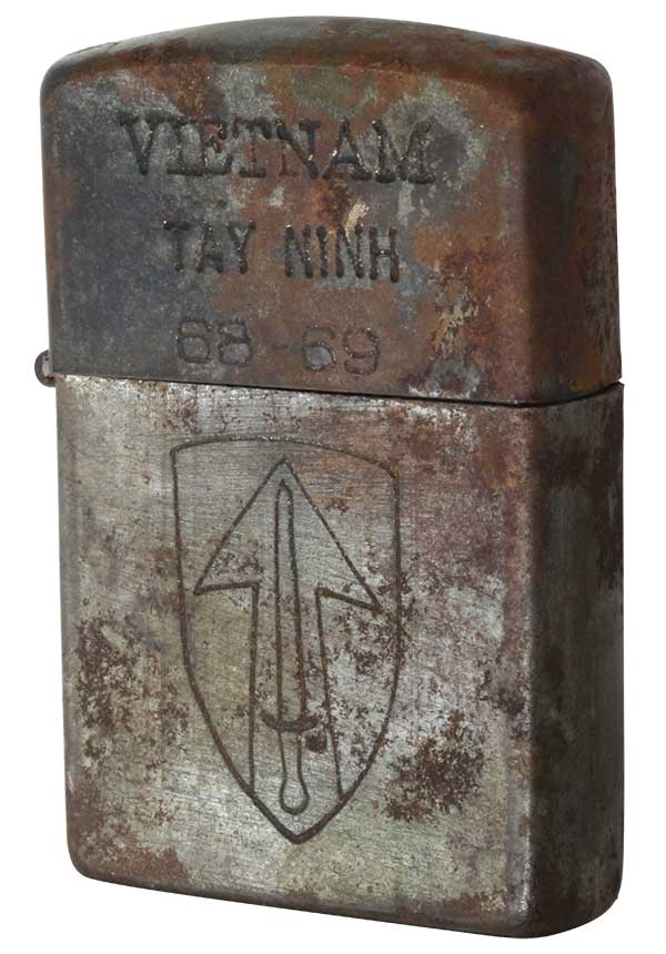 Zippo ジッポー 中古・ベトナムZIPPO 1968年製造 TAY NINH 68-69