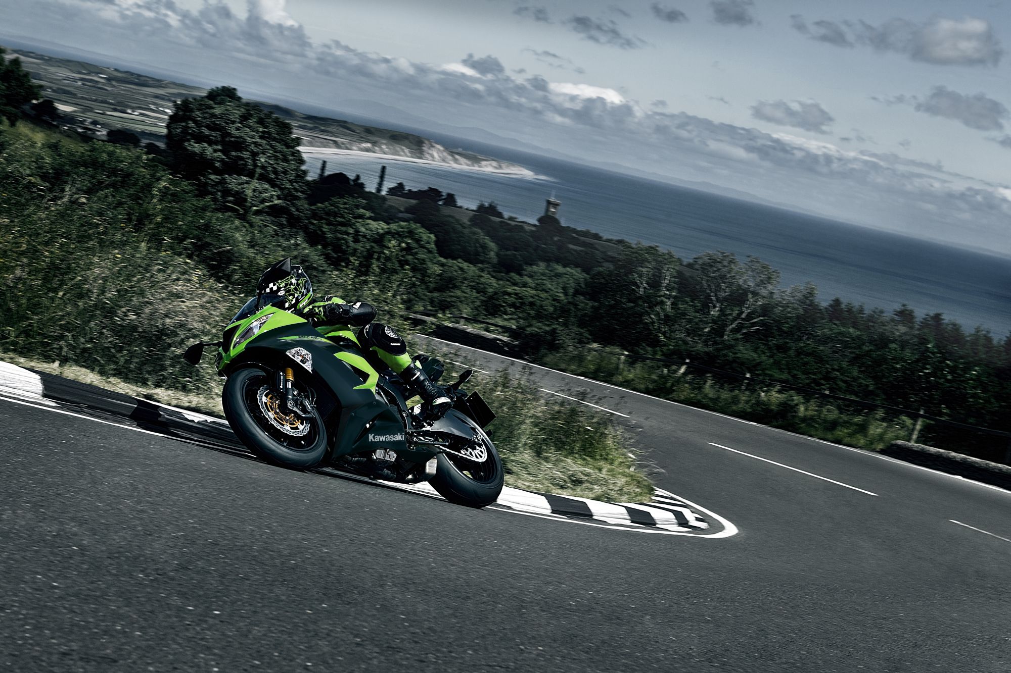 Kawasaki Ninja ZX-6R 636 2017 - technical data, prices, reviews