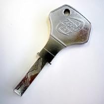 Amazon | ユニバーサル／アルゼ／エレコ／メーシー／ミズホ／アクロス