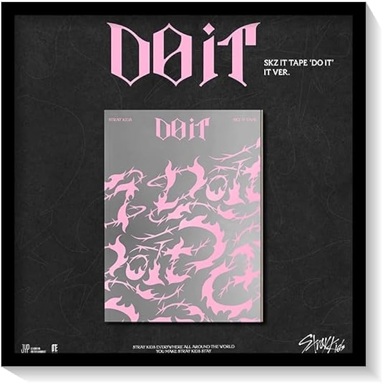 Amazon.co.jp: Stray Kids [SKZ IT TAPE 'DO IT'] (ACCORDION VER