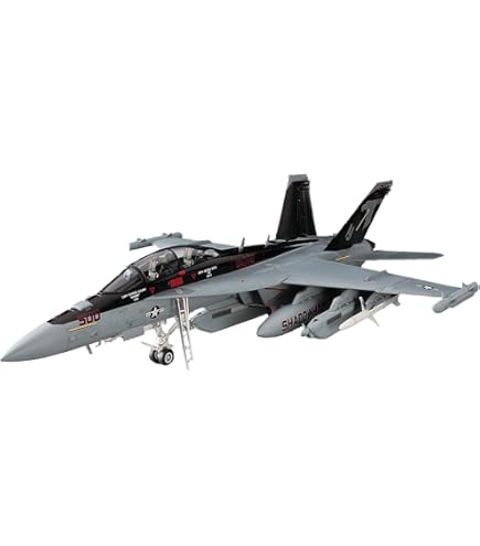 Amazon | ハセガワ 1/48 F/A-18Fスーパーホーネット VFA-102
