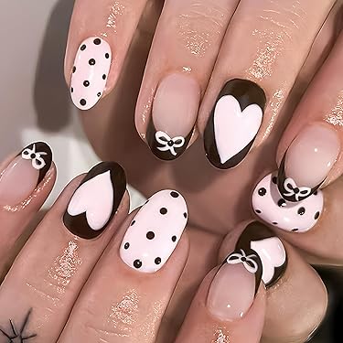 Amazon.co.jp 売れ筋ランキング: アクリル付け爪キット の中で最も人気