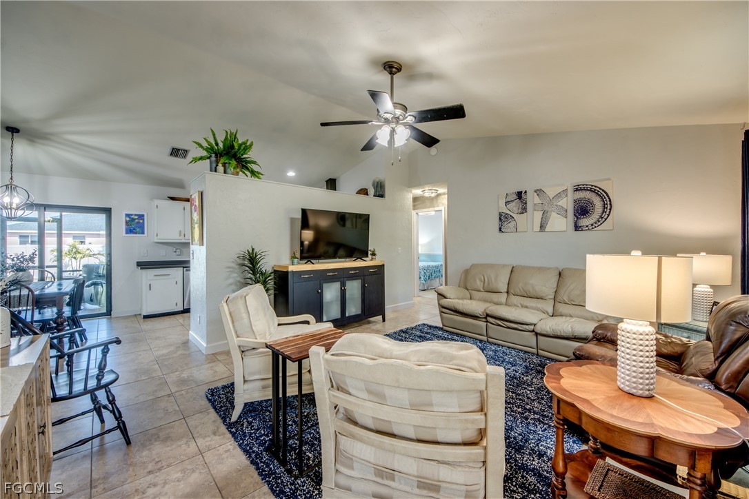 1617 SW 25th Lane, Cape Coral, FL 33914 - MLS# 2026008835