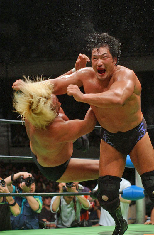 プロレス】小橋建太が高山善廣とのプロレス頂上決戦を制す 2004年4月