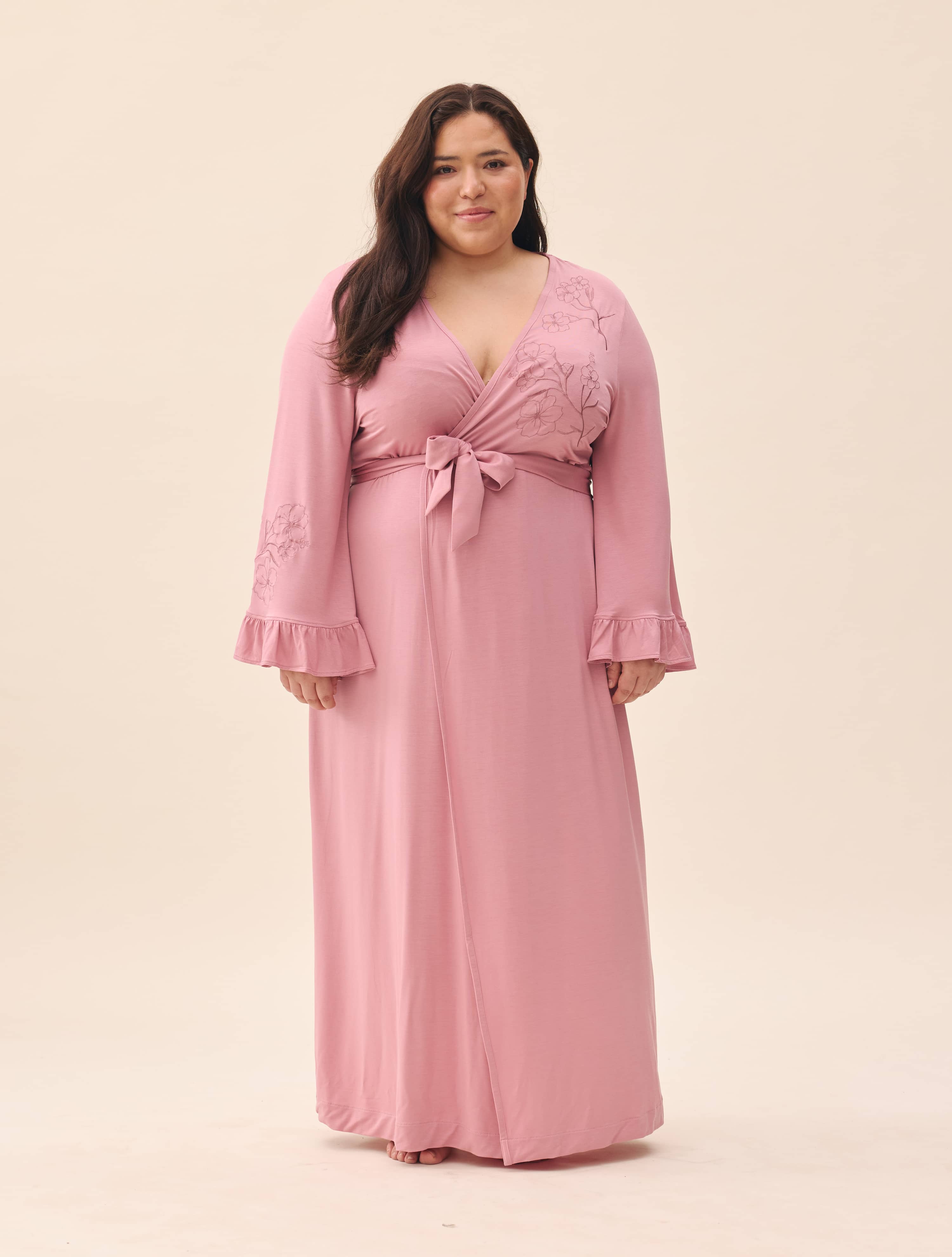 Go Slow Embroidered Robe Dusty Pink - Dusty Pink | Djerf Avenue